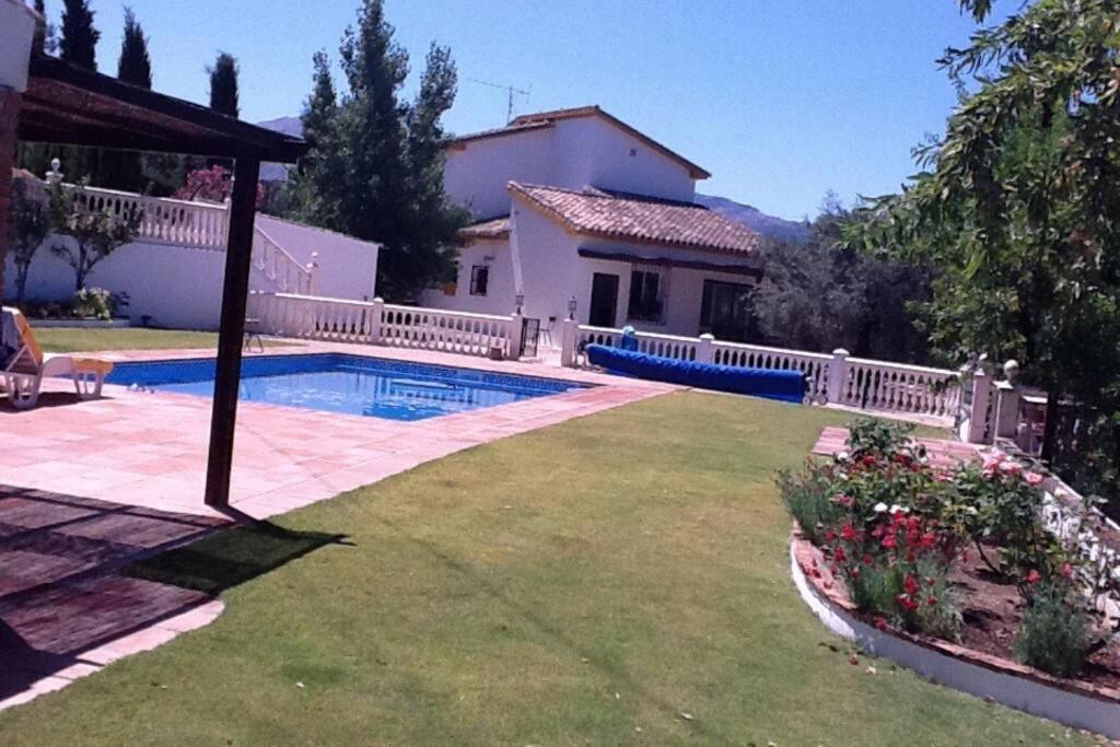 Finca Los Abetos Βίλα Villanueva del Rosario Εξωτερικό φωτογραφία