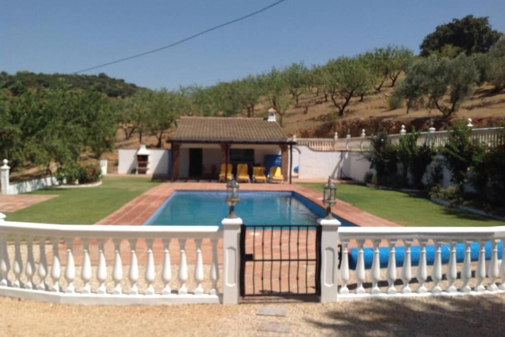Finca Los Abetos Βίλα Villanueva del Rosario Εξωτερικό φωτογραφία