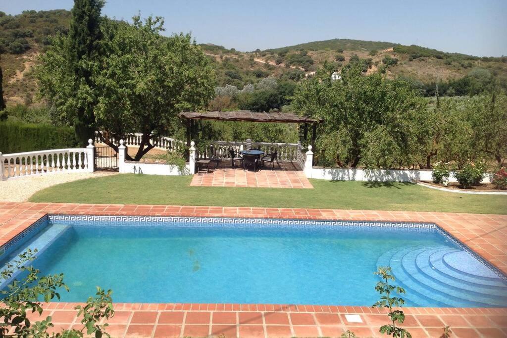 Finca Los Abetos Βίλα Villanueva del Rosario Εξωτερικό φωτογραφία